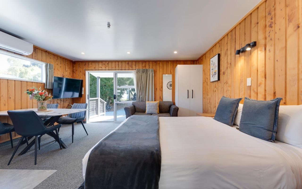 Archway Motels & Chalets Ванака Екстер'єр фото