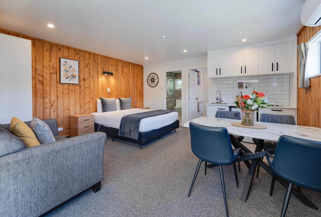 Archway Motels & Chalets Ванака Екстер'єр фото